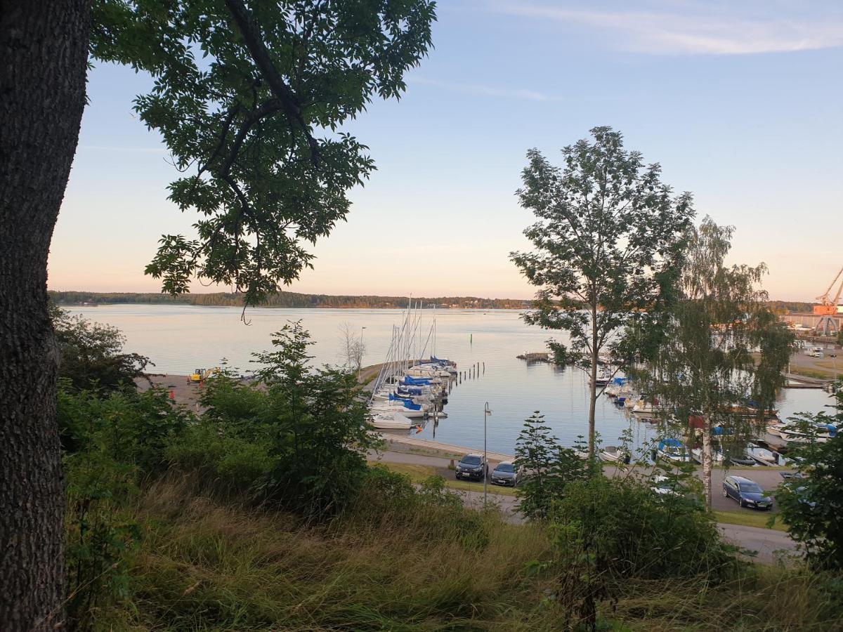 Soenerna Pa Nordgrenska Semesterboende 12B Åmål Exteriör bild